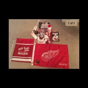 Detroit Red Wings, kid’s club kit